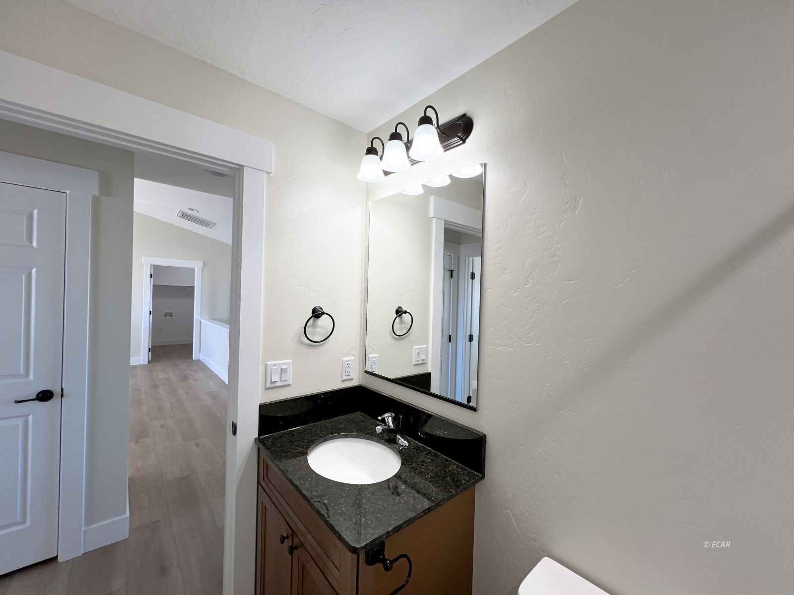 1498 Sun Valley Road Property Photo 30