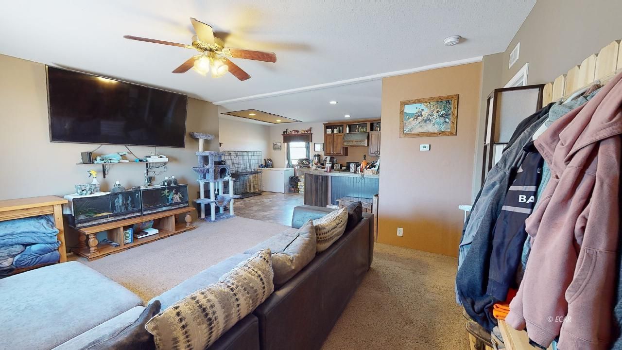 3024 Crescent Avenue Property Photo 2