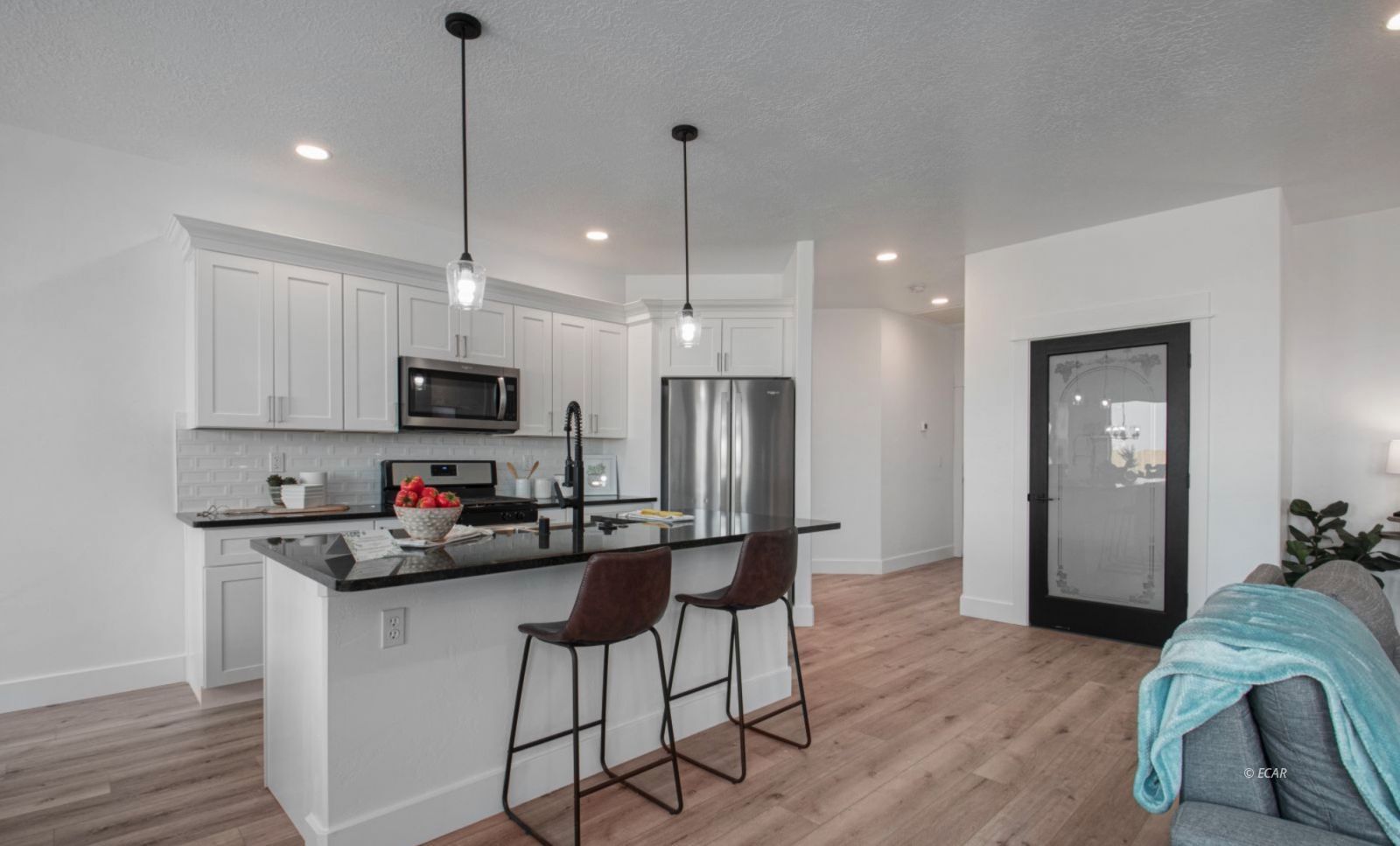 2001 Eagle Ridge Loop 1 Property Photo 6