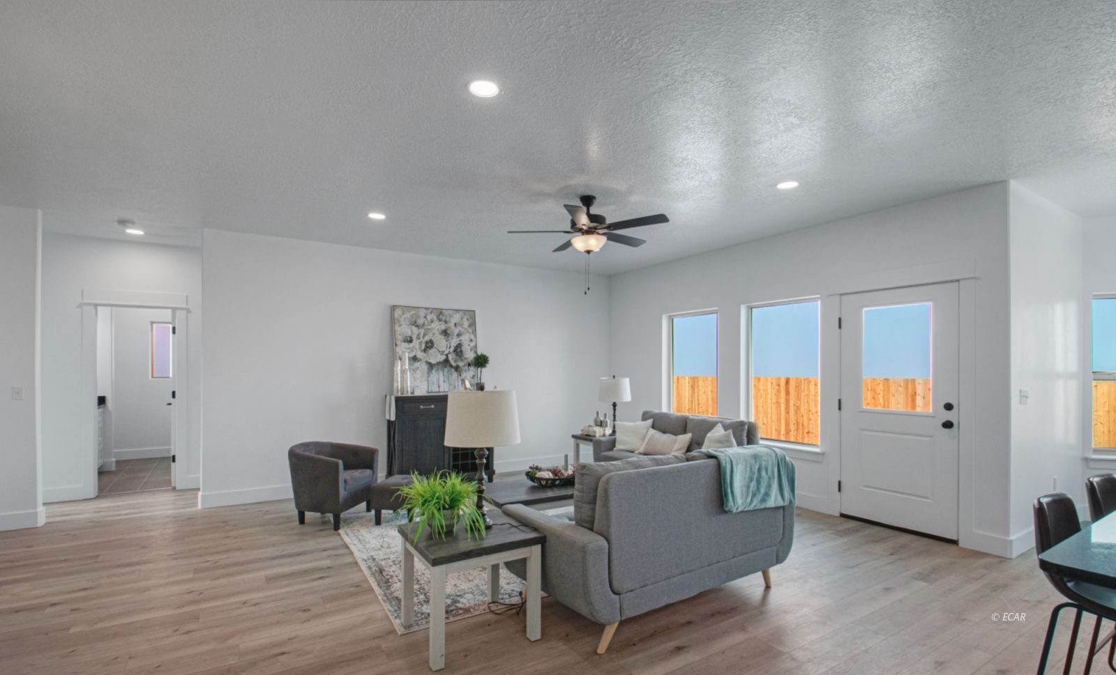 2001 Eagle Ridge Loop 1 Property Photo 9