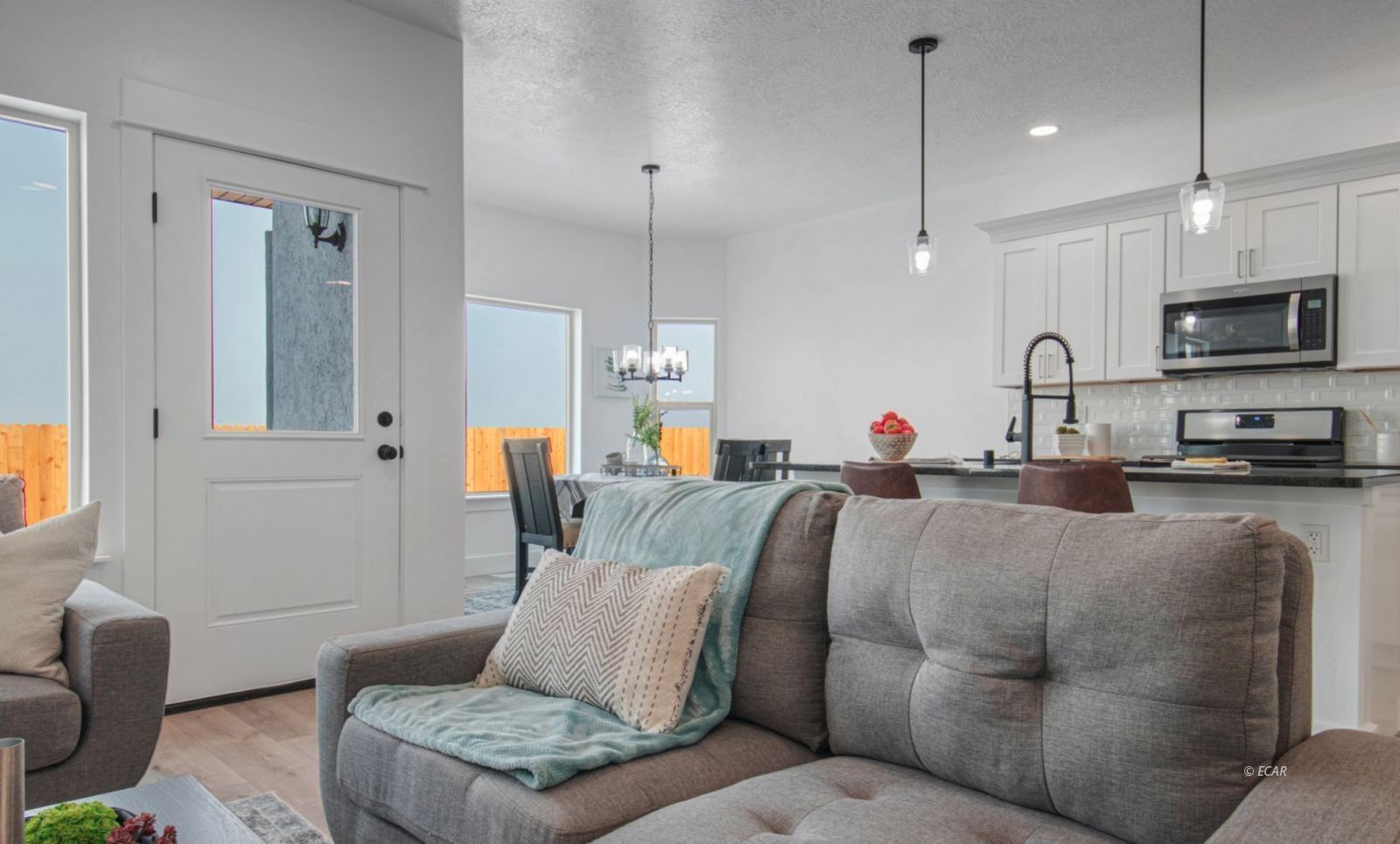 2001 Eagle Ridge Loop 1 Property Photo 18