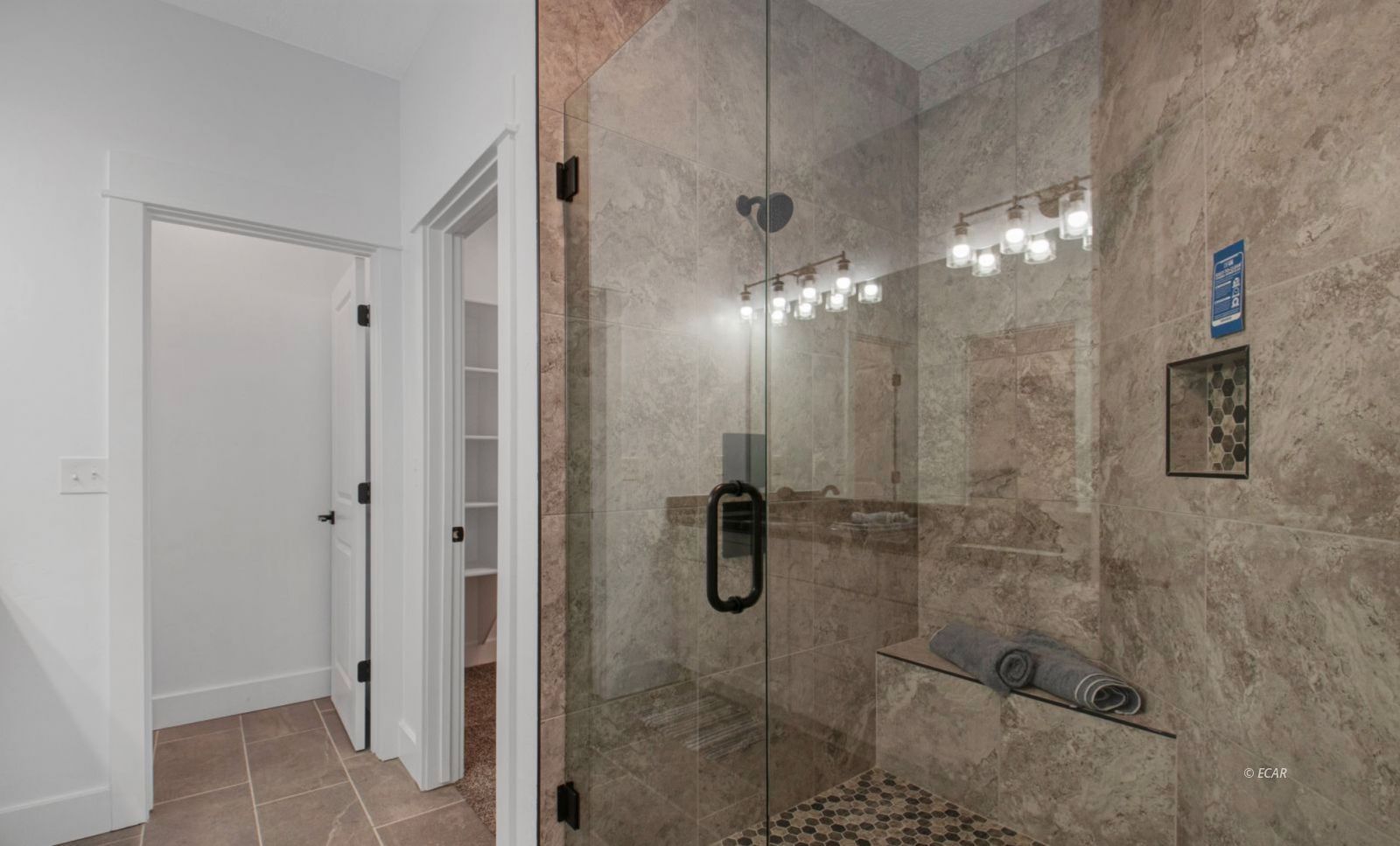 2001 Eagle Ridge Loop 1 Property Photo 24