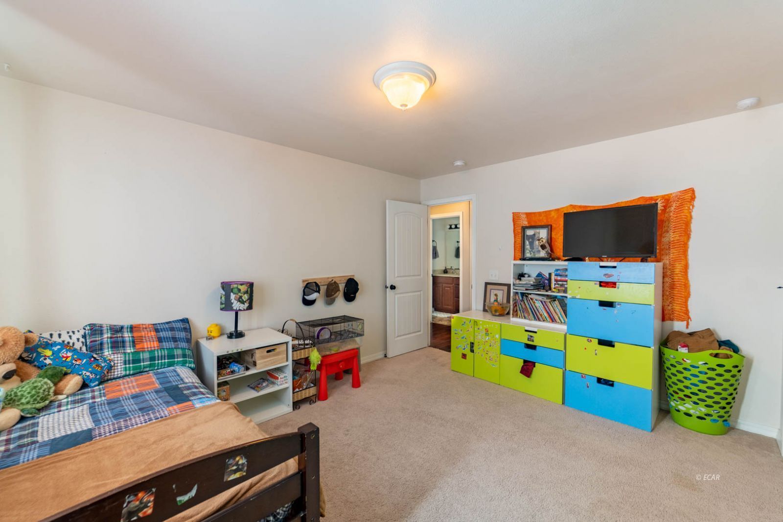 703 Holyoke Drive Property Photo 11