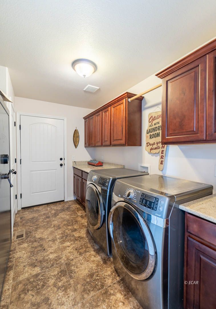 703 Holyoke Drive Property Photo 16