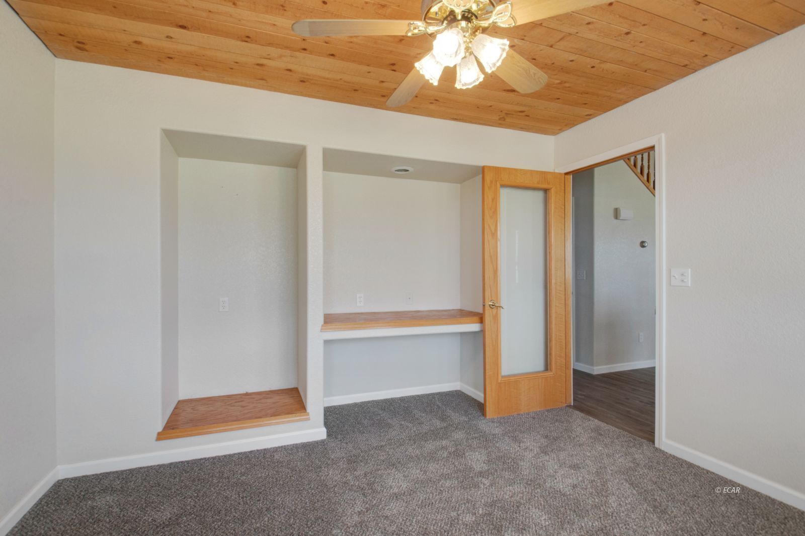 133 Lawndale Drive Property Photo 28