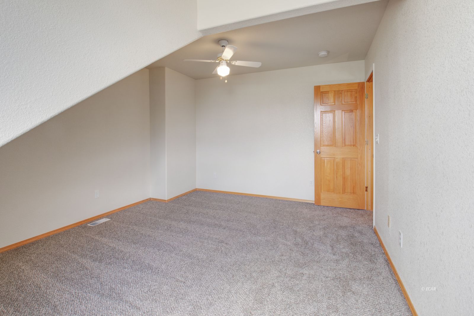 133 Lawndale Drive Property Photo 30