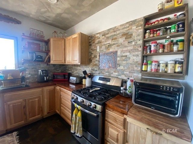 401 Main Street Property Photo 23