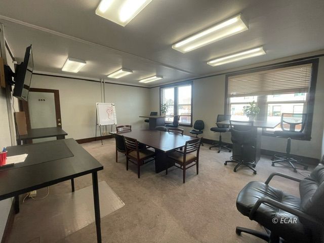 321 5th Street Property Photo 8
