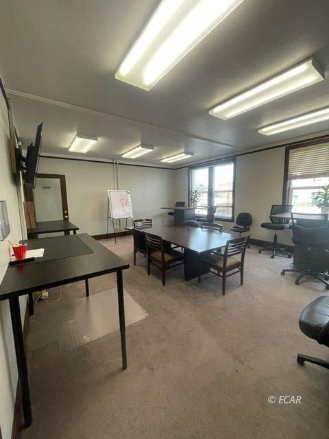 321 5th Street Property Photo 9