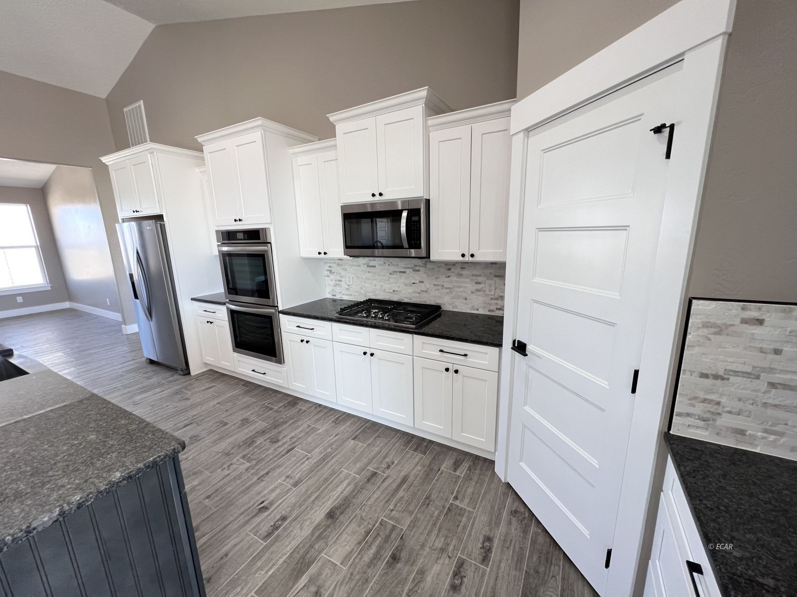 661 Burro Bay Property Photo 2