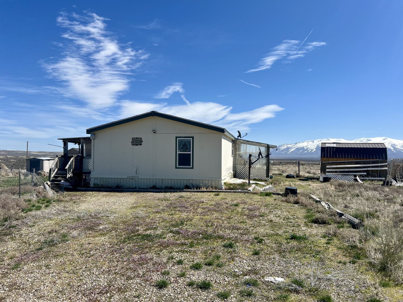 9588 2nd Street Property Photo 2