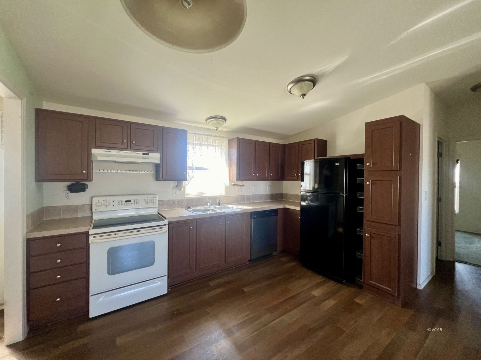 9588 2nd Street Property Photo 7