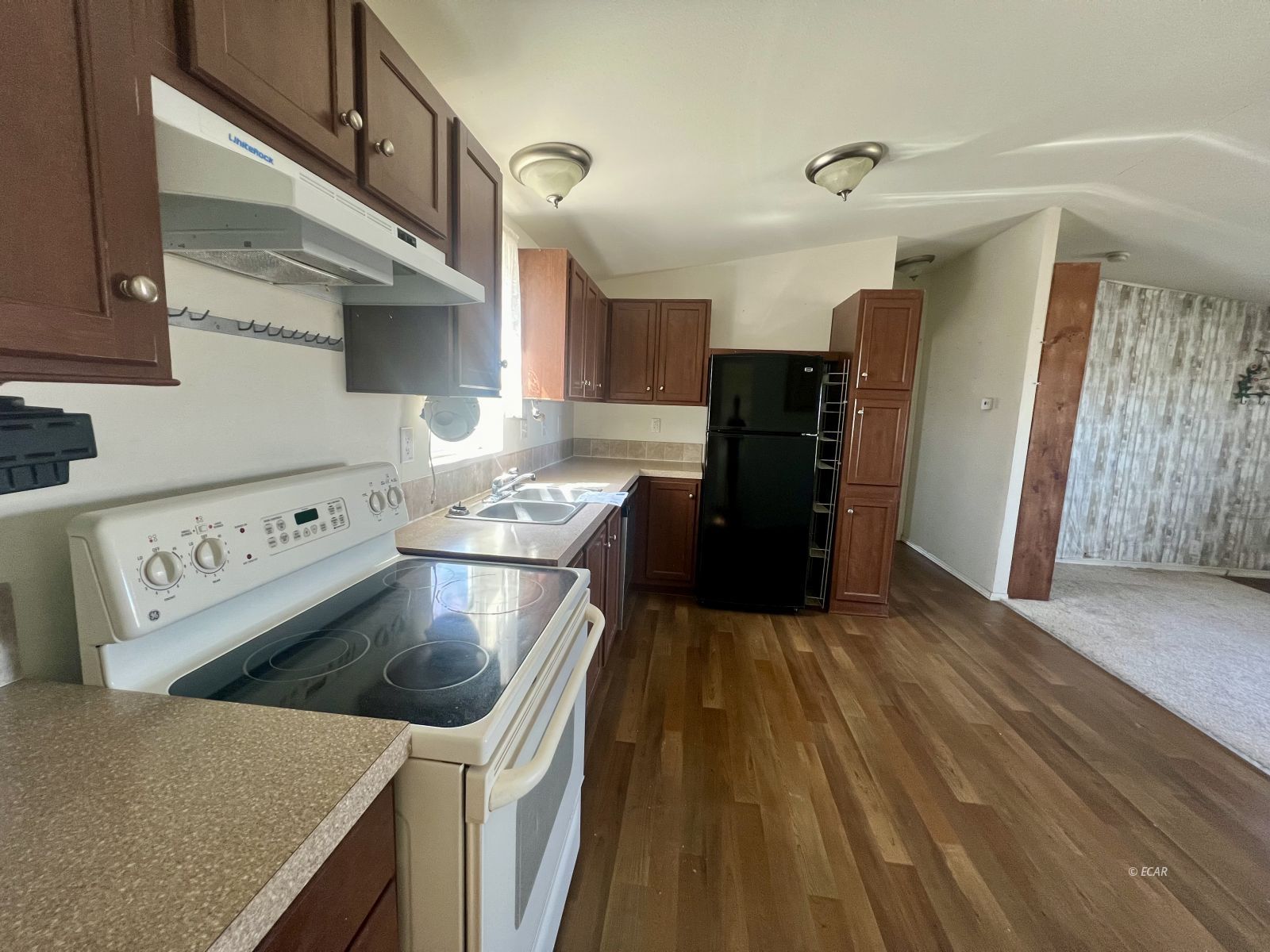 9588 2nd Street Property Photo 8