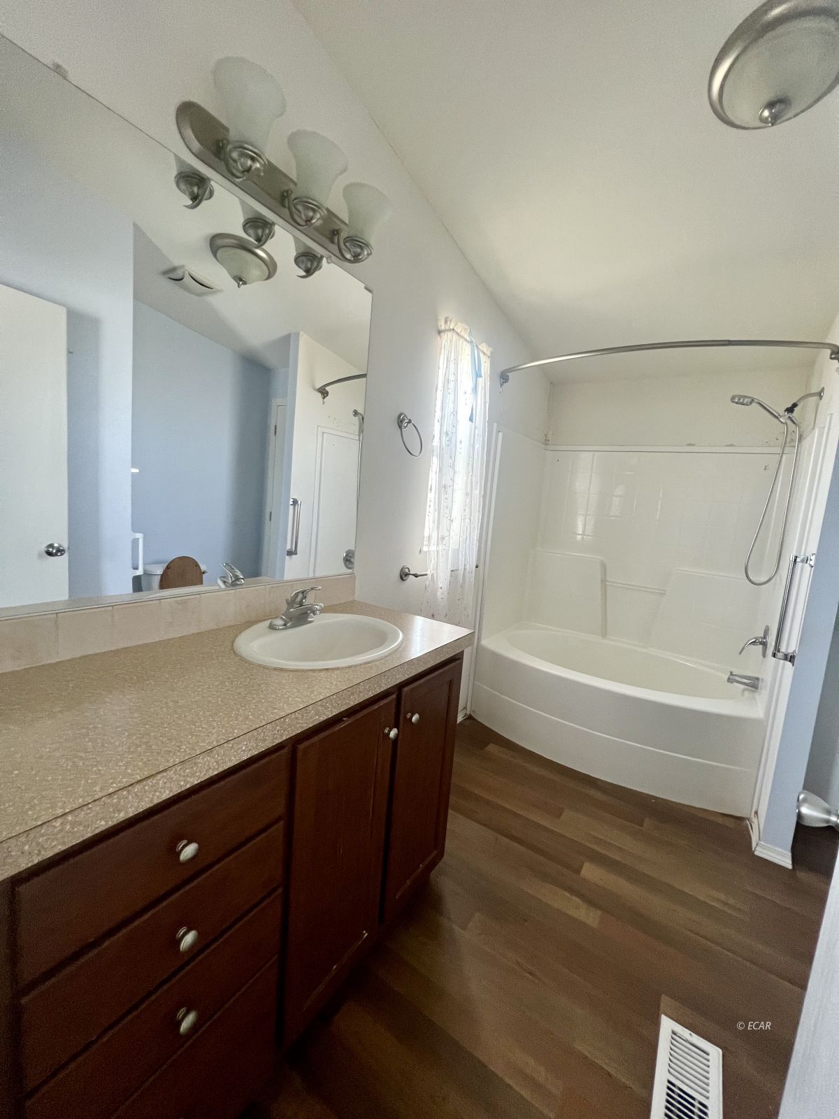 9588 2nd Street Property Photo 14