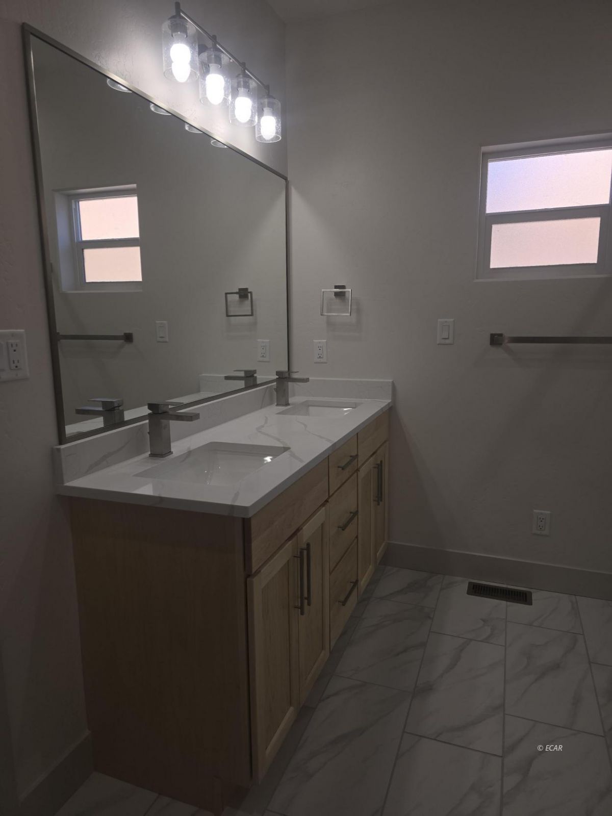 2611 Platinum Drive Property Photo 8