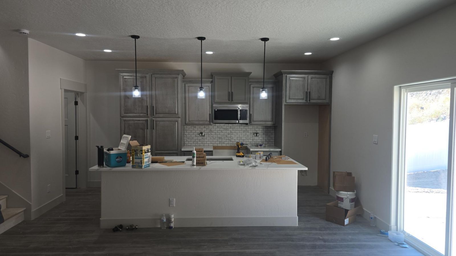 2611 Platinum Drive Property Photo 9