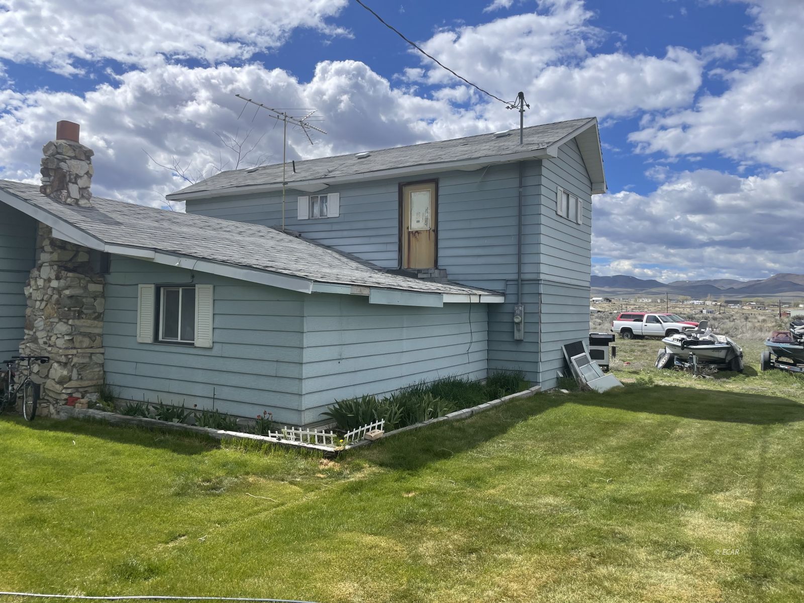 5217 Piaute Avenue Property Photo 2