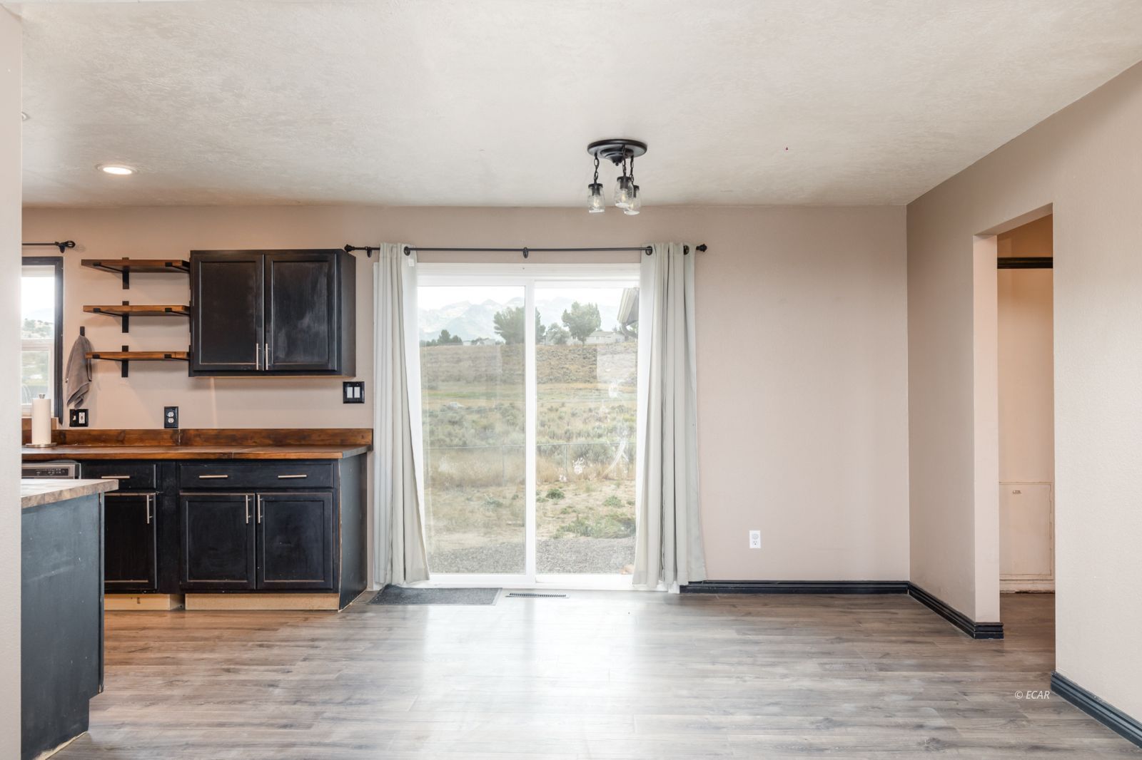 285 Country Club Parkway Property Photo 14