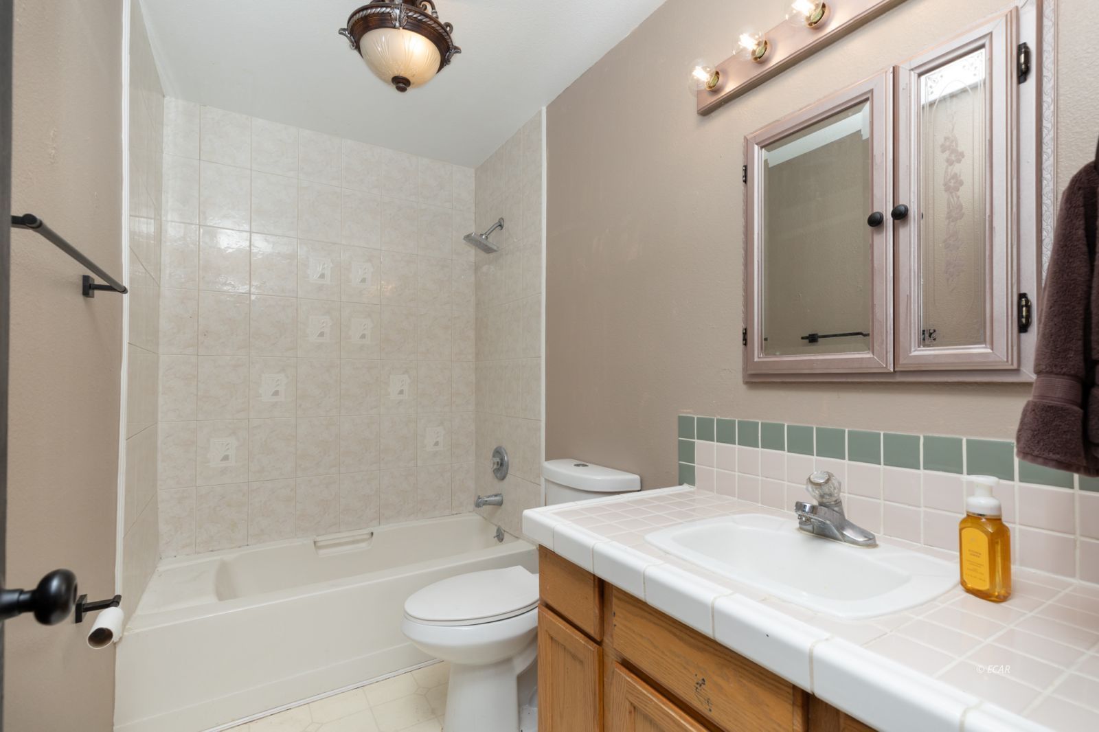 285 Country Club Parkway Property Photo 22