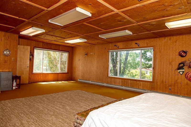 275 2nd Street Property Photo 15