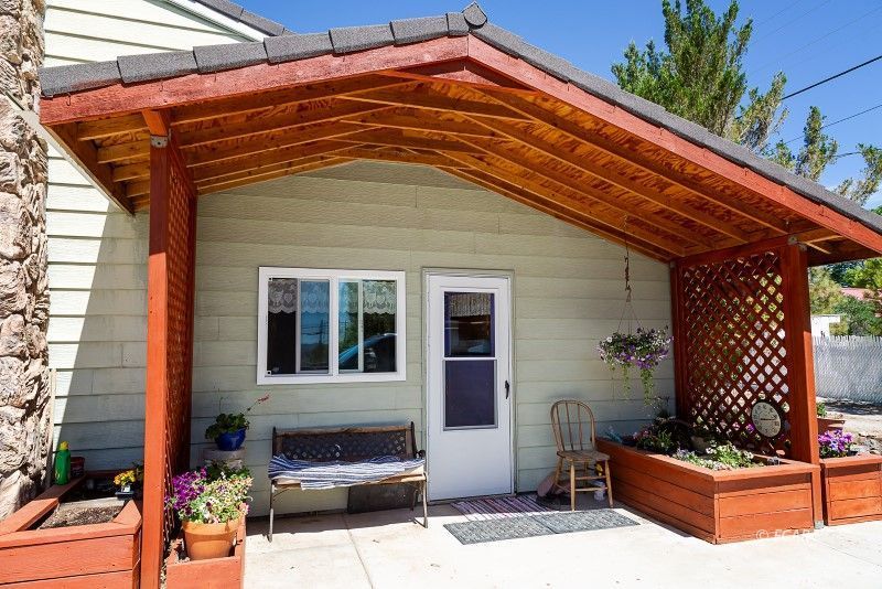275 2nd Street Property Photo 18