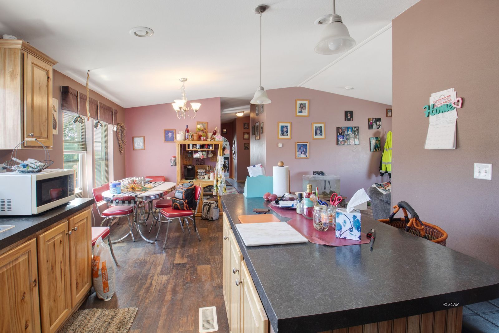 5436 Walnut Street Property Photo 8