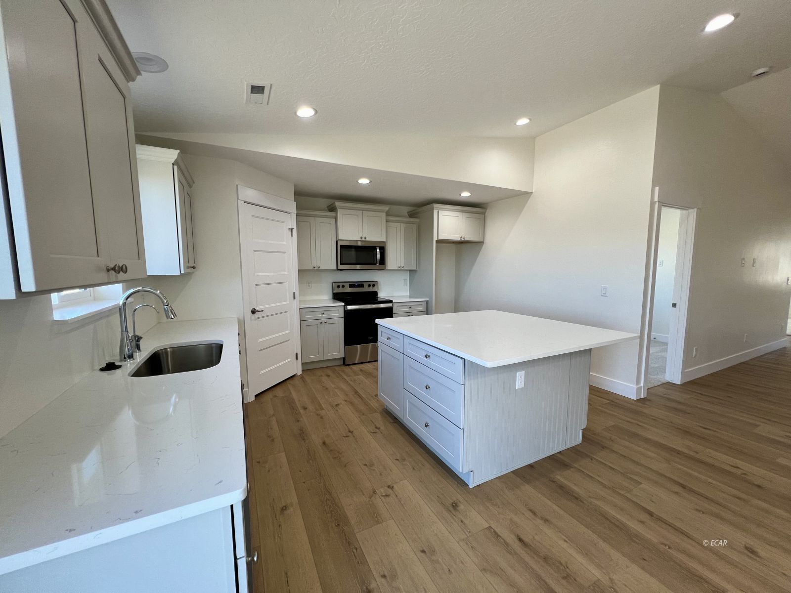 2802 Incline Avenue Property Photo 2