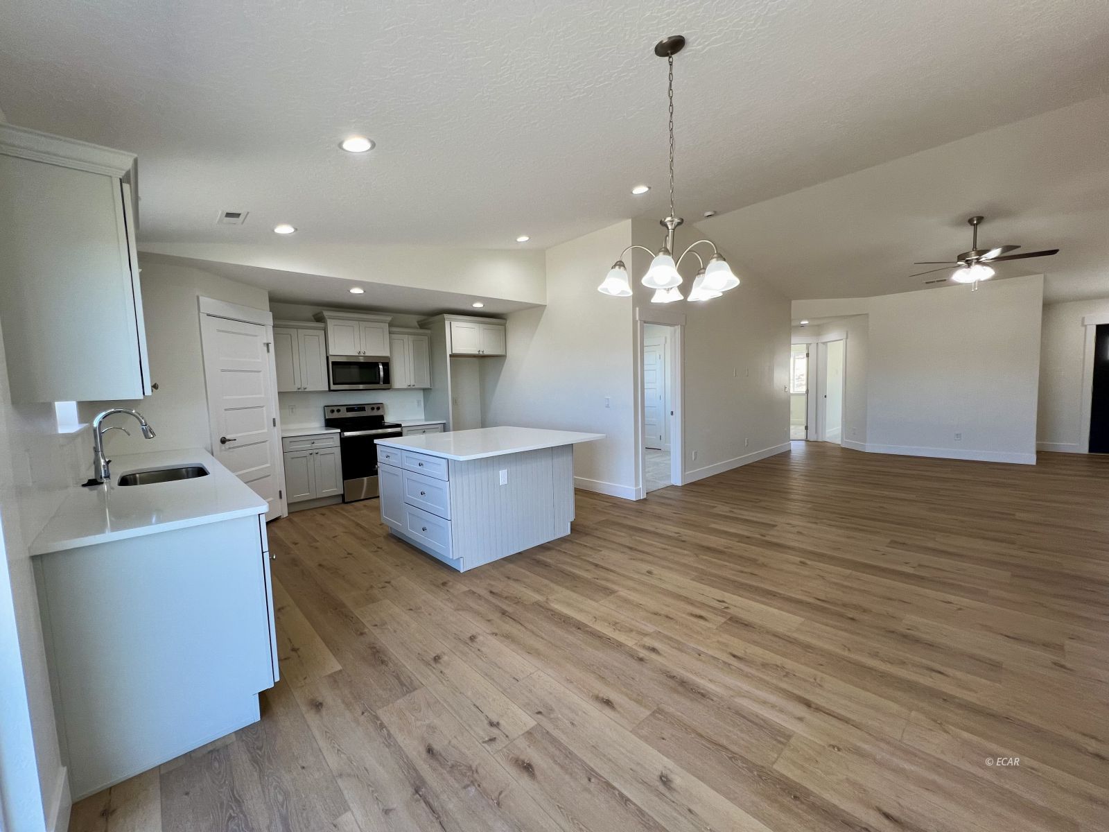 2802 Incline Avenue Property Photo 5