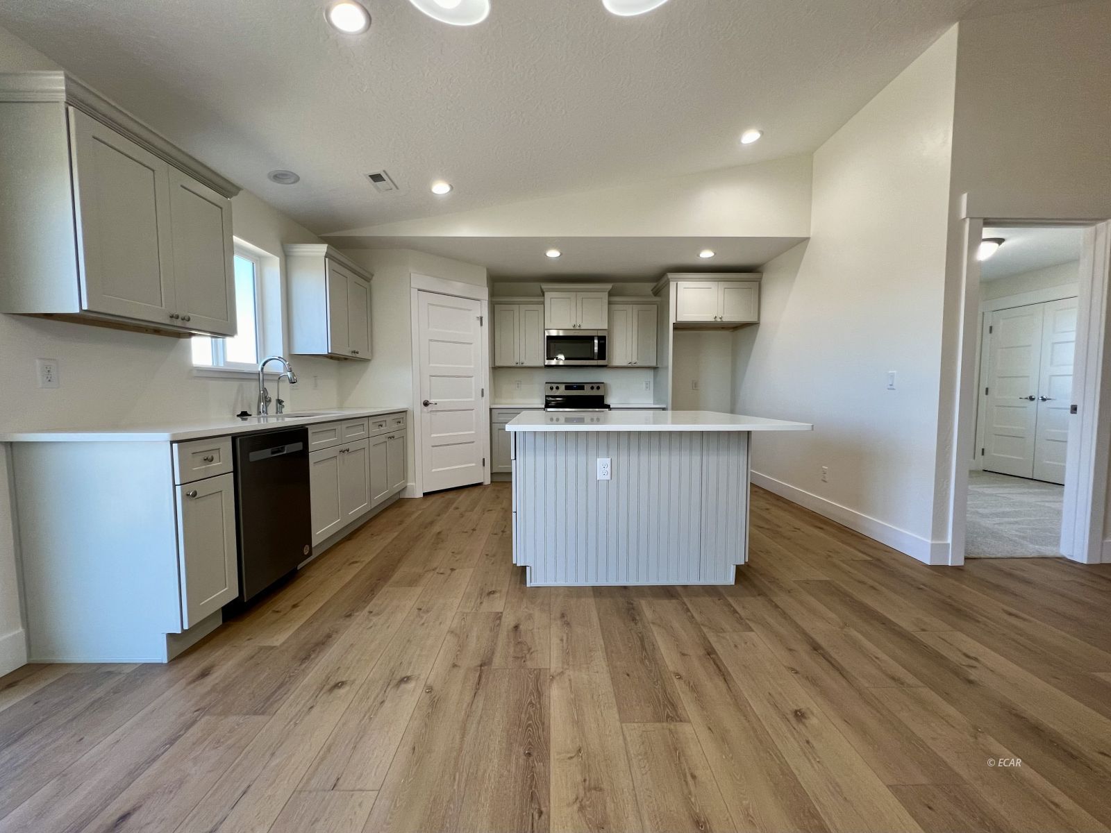 2802 Incline Avenue Property Photo 6