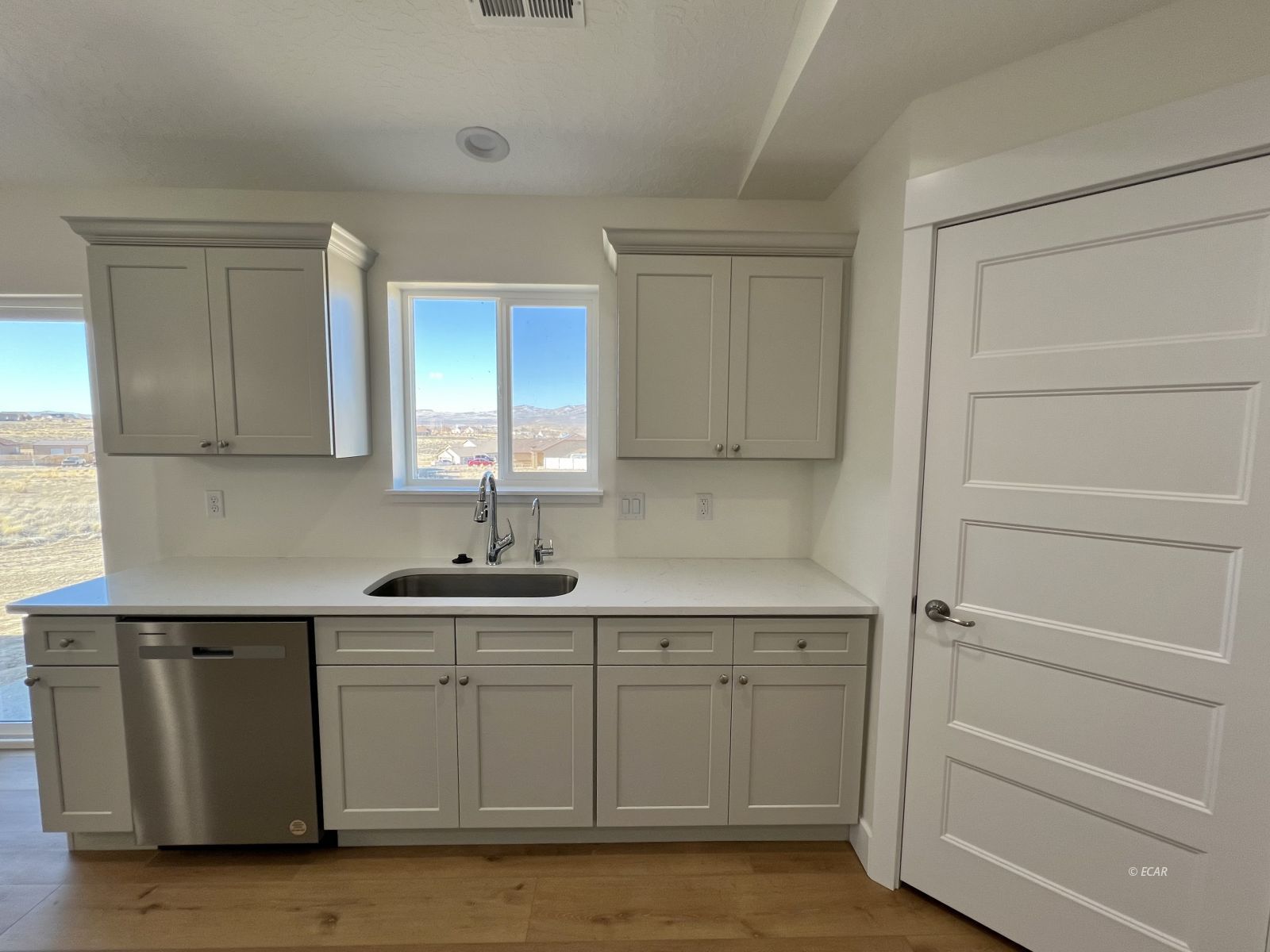 2802 Incline Avenue Property Photo 10