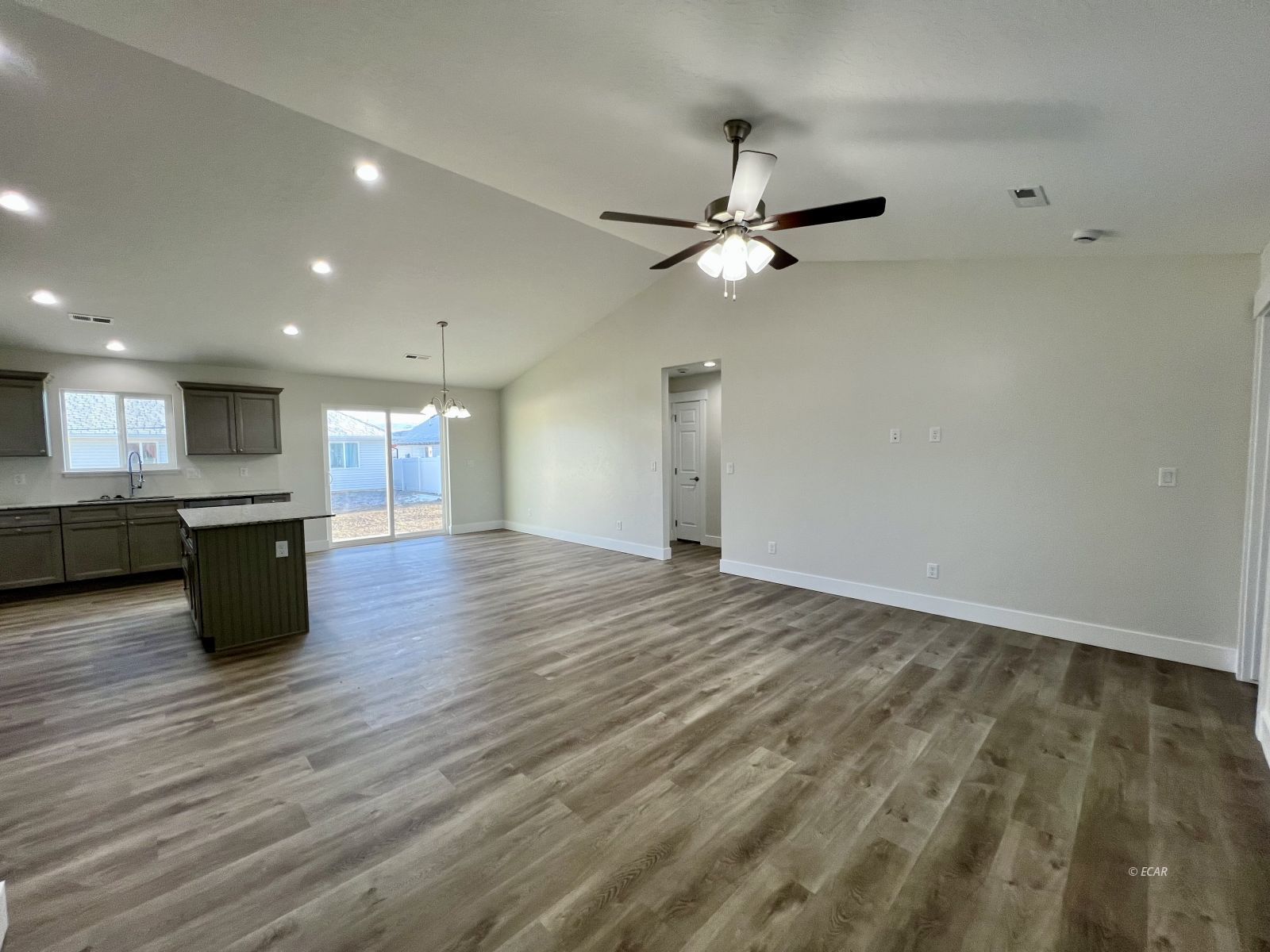 2801 Incline Avenue Property Photo 9