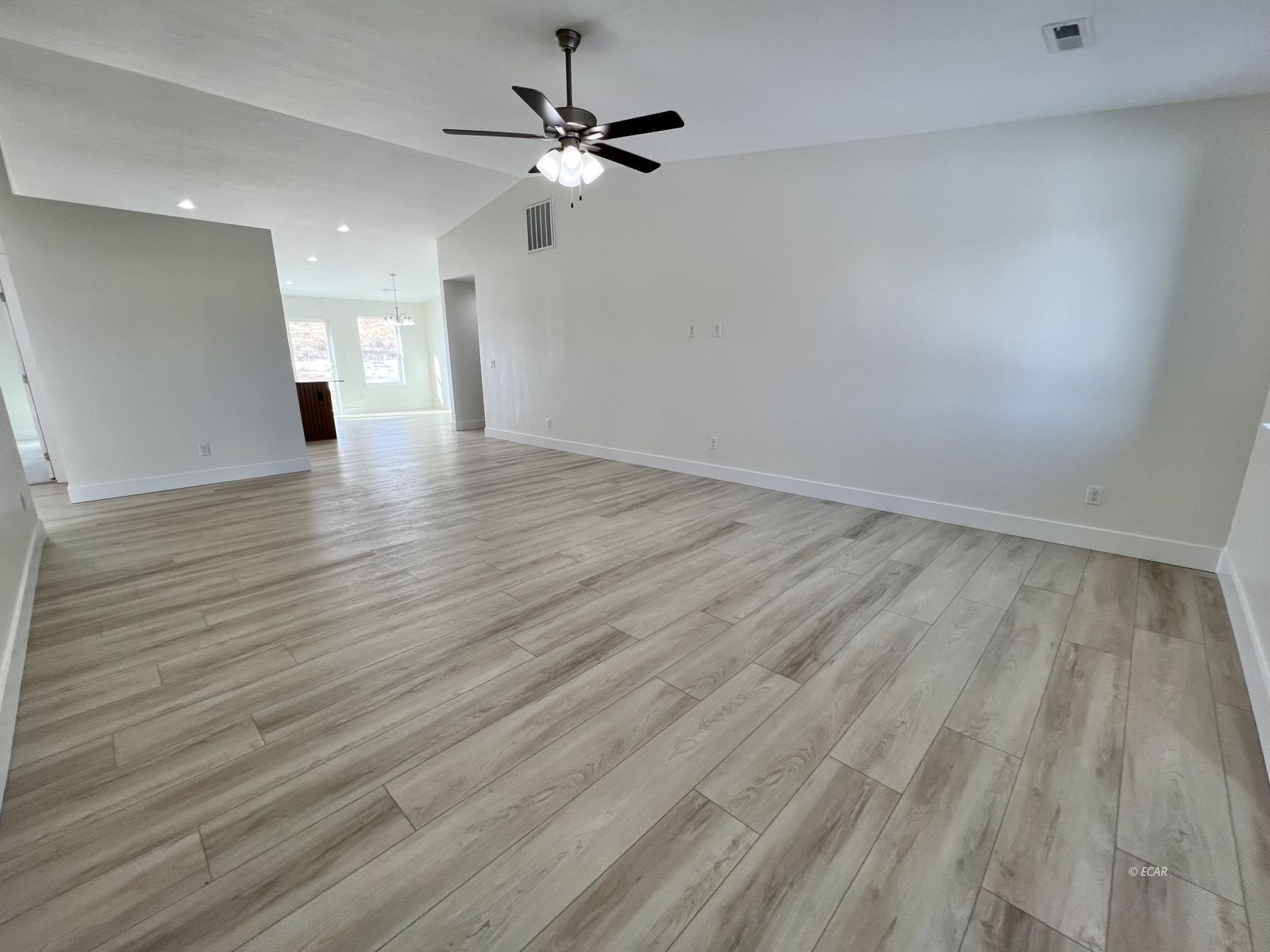 2674 Mesquite Way Property Photo 4