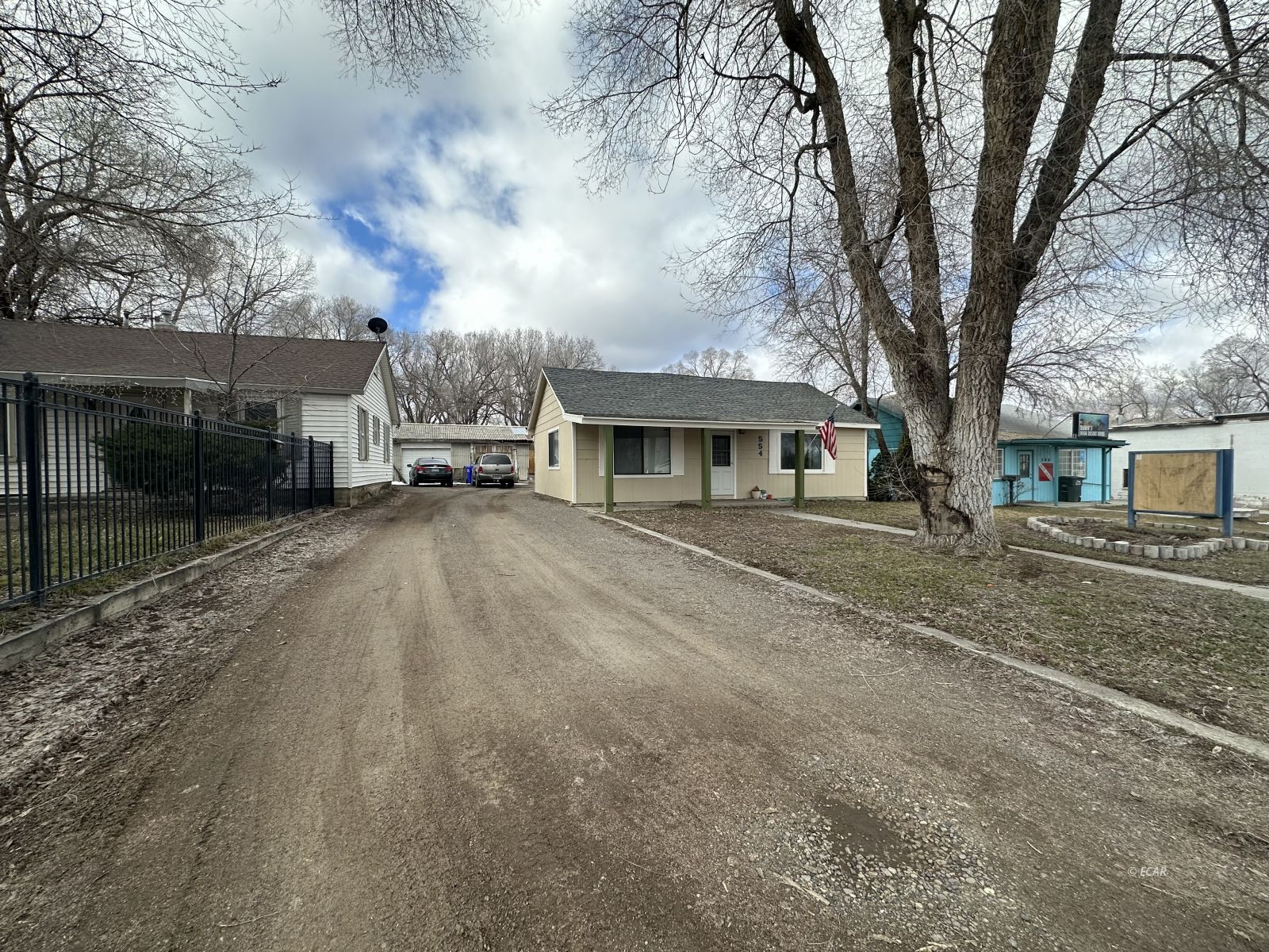 554 S 5th Street Property Photo 2