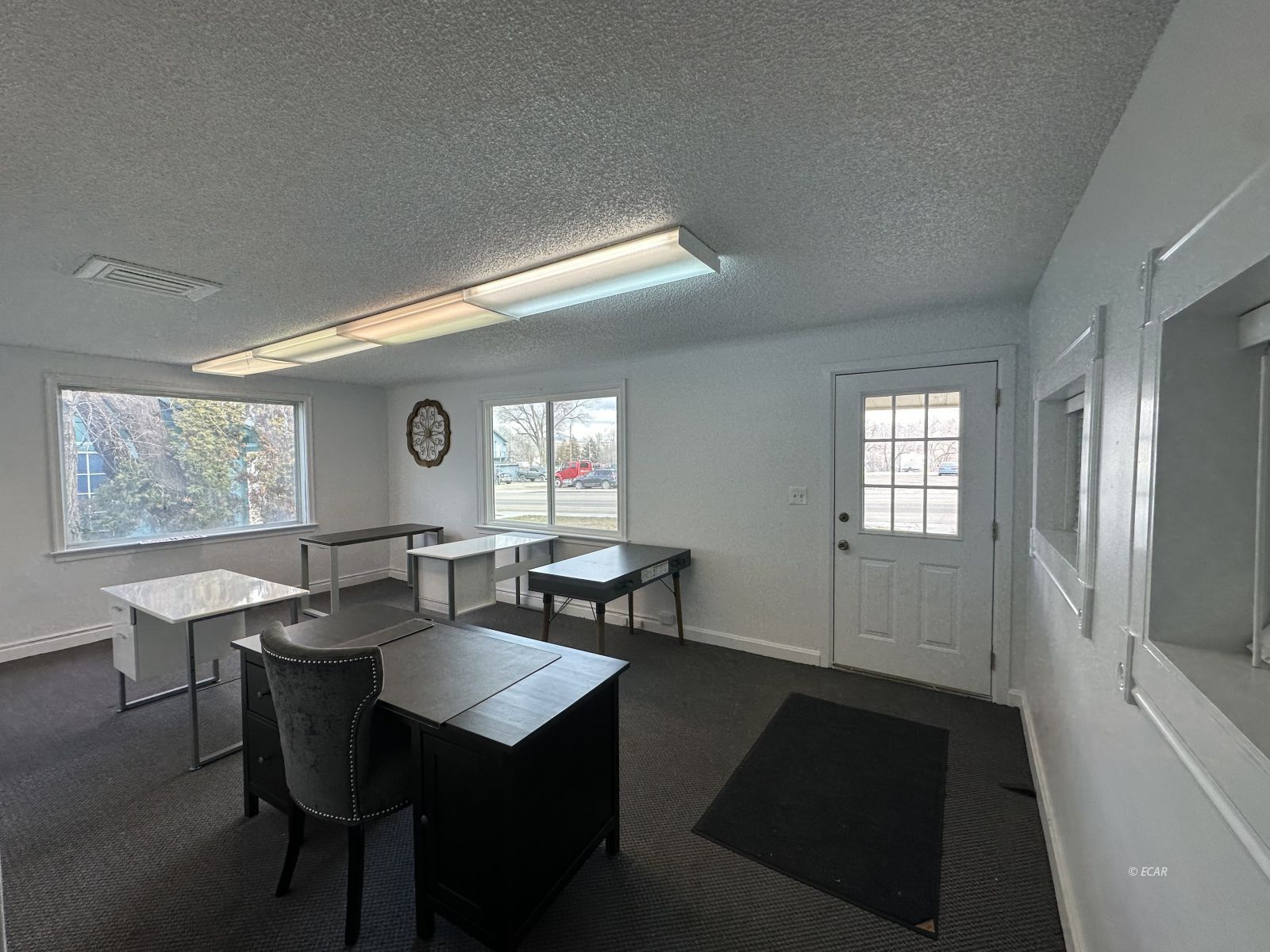 554 S 5th Street Property Photo 3