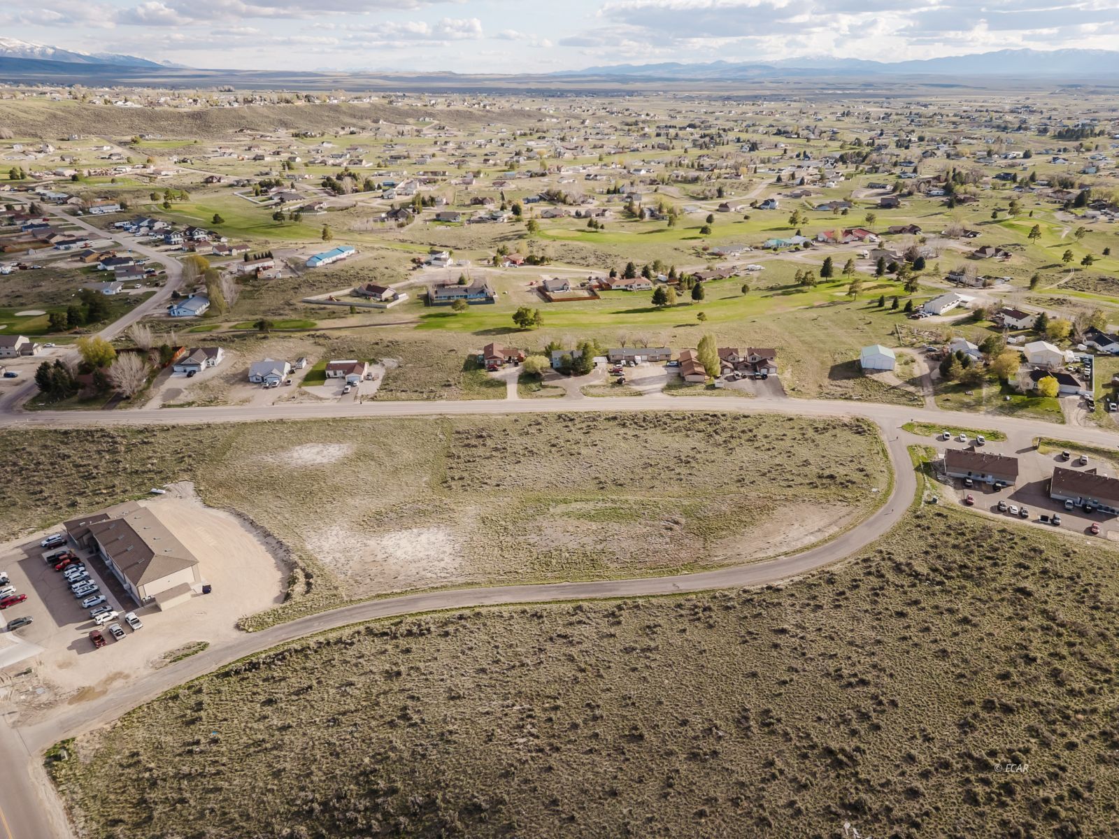 260 Country Club Parkway Property Photo 4