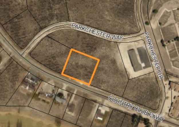 260 Country Club Parkway Property Photo 8