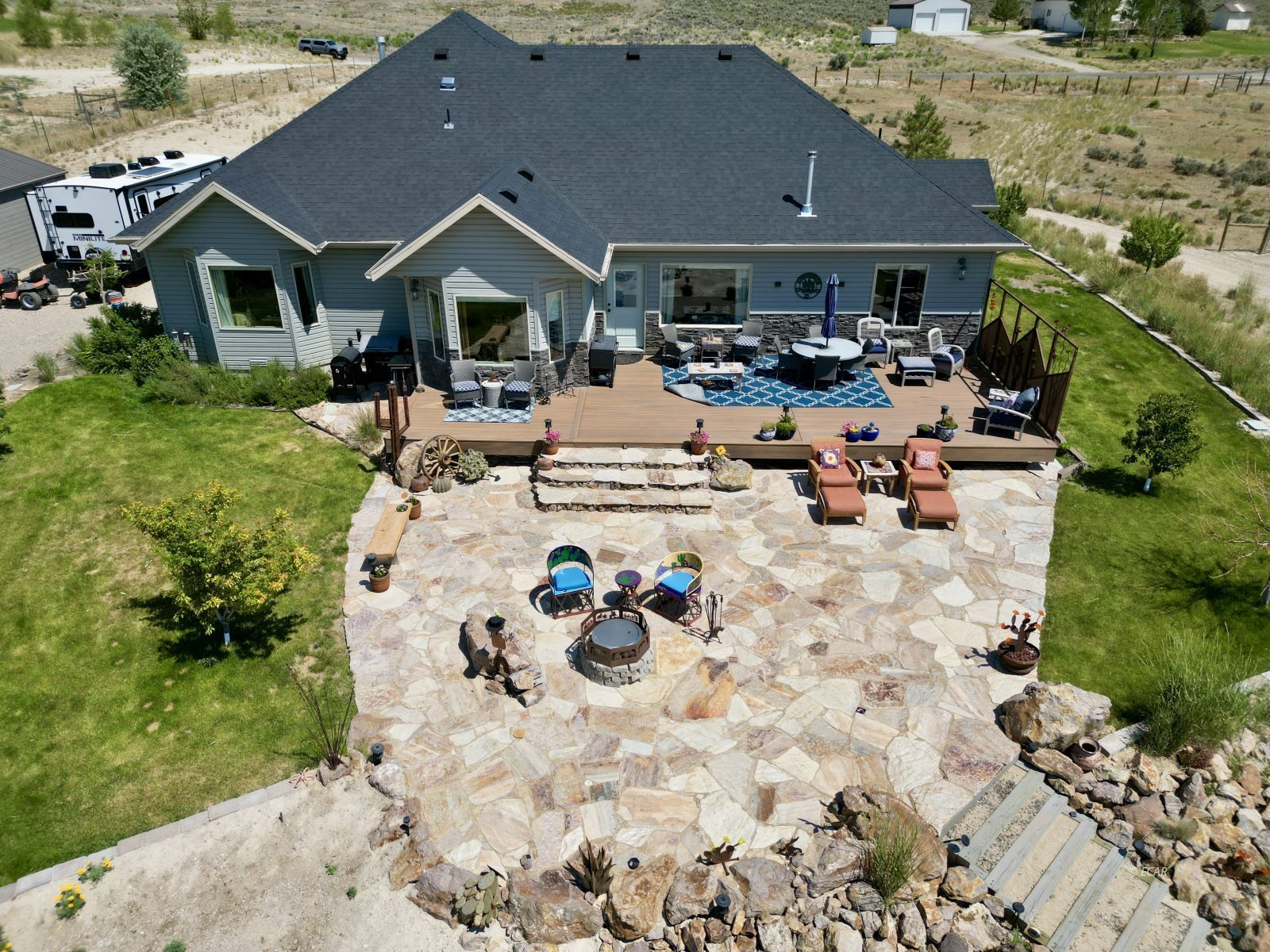 630 Shadybrook Drive Property Photo 3