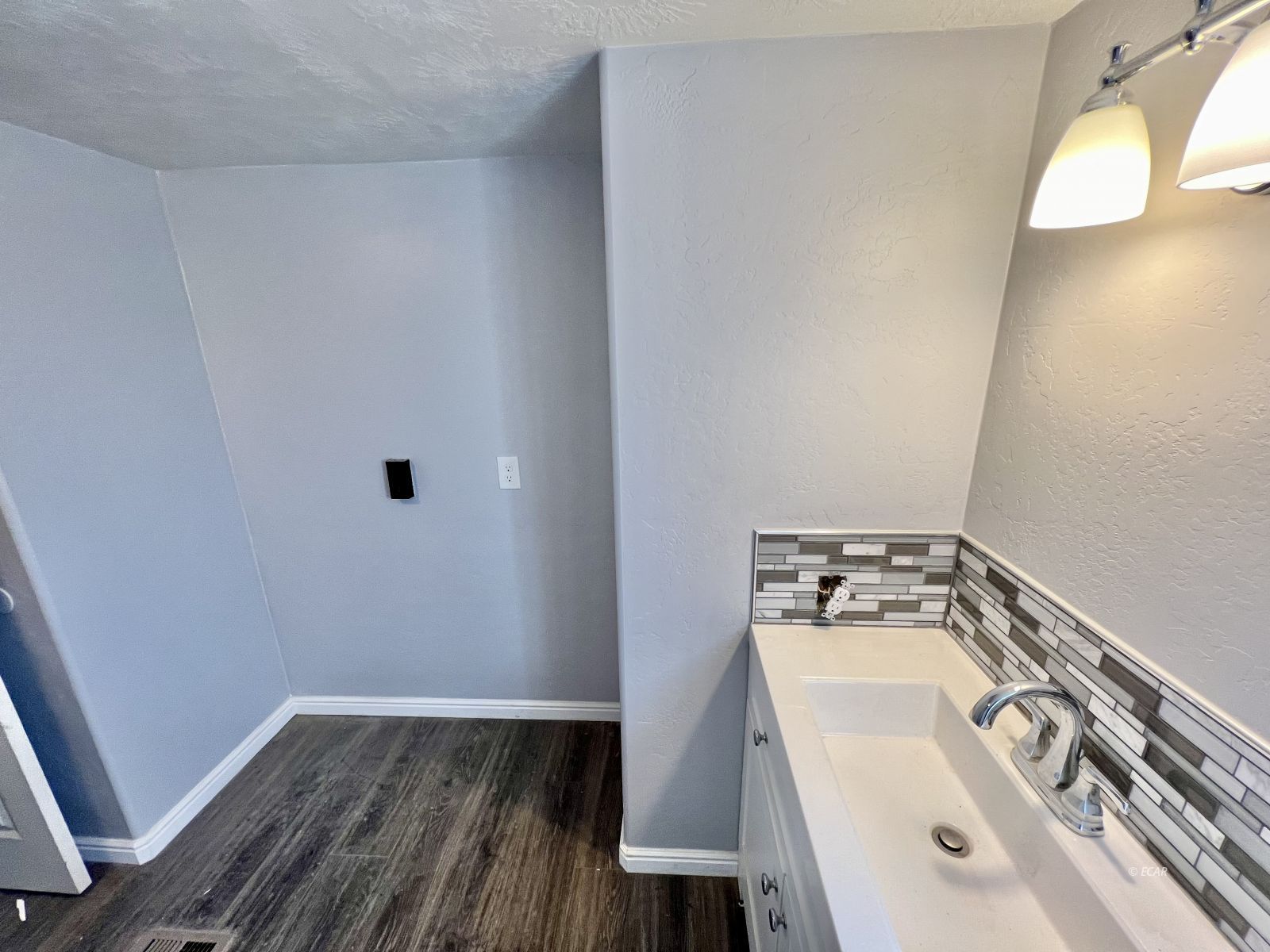 640 Westby Drive Property Photo 10