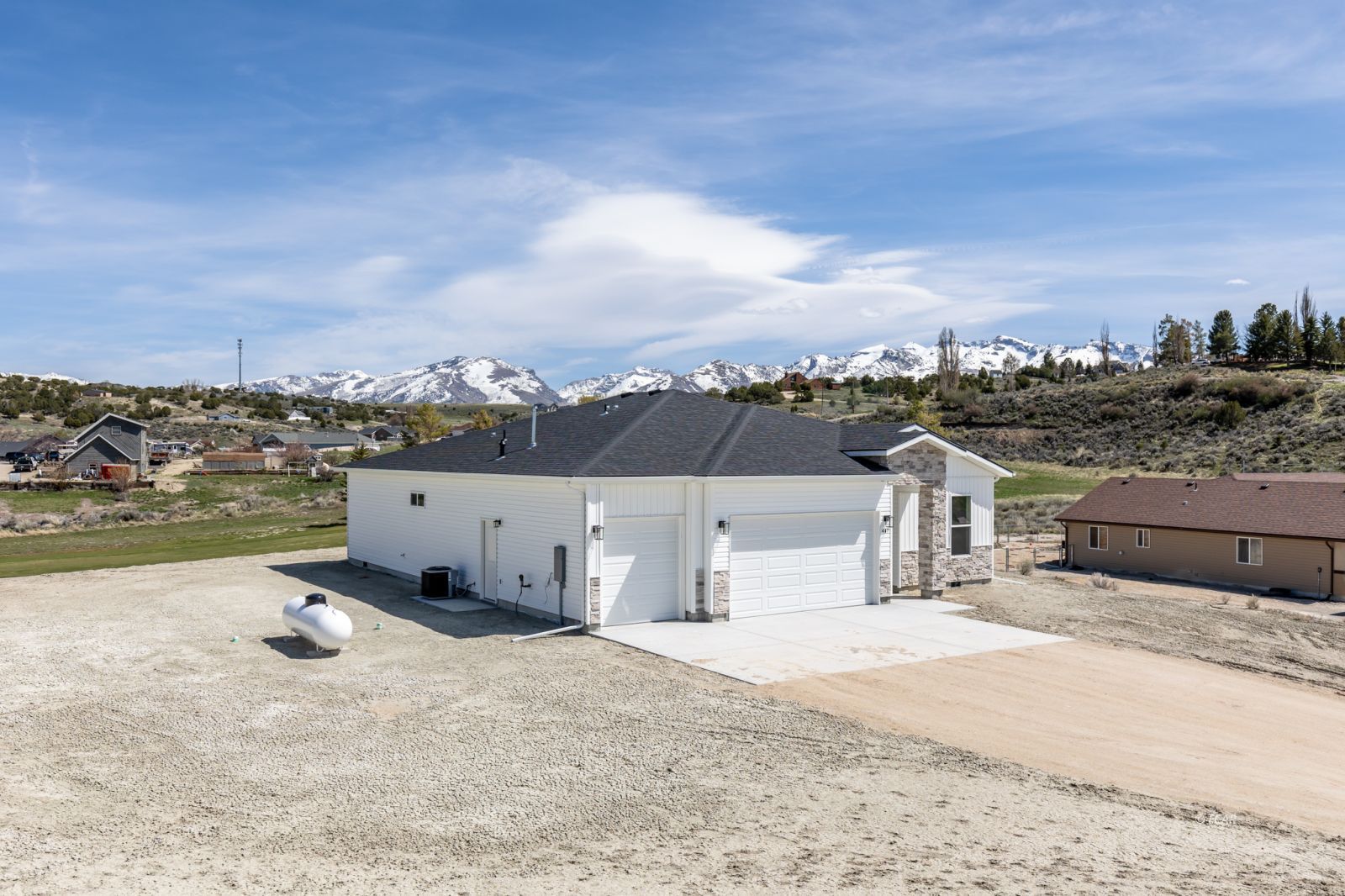 2915 Aria Way Property Photo