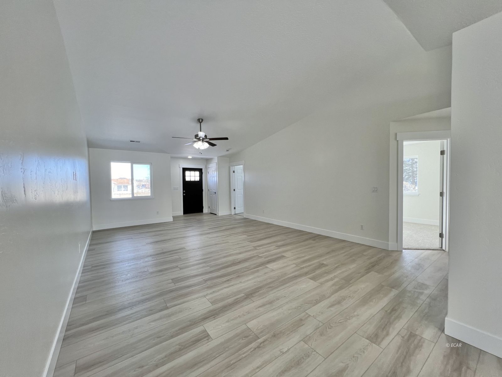 835 Thistle Drive Property Photo 12