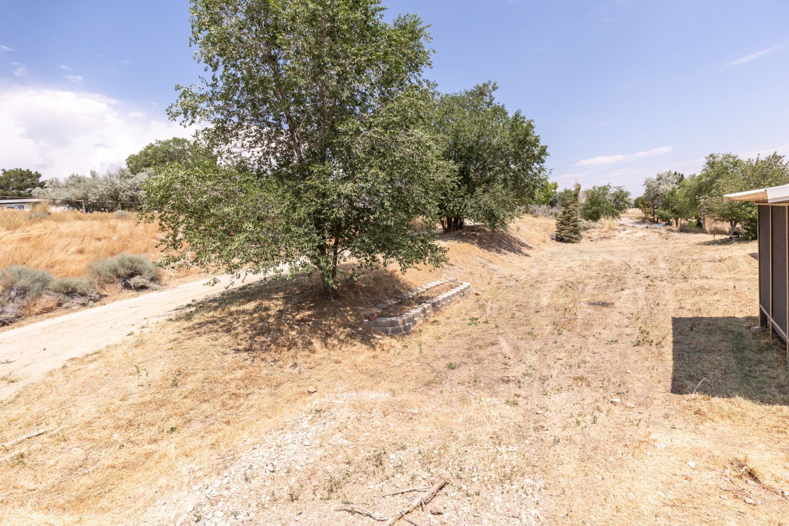 720 Spring Valley Parkway Property Photo 7