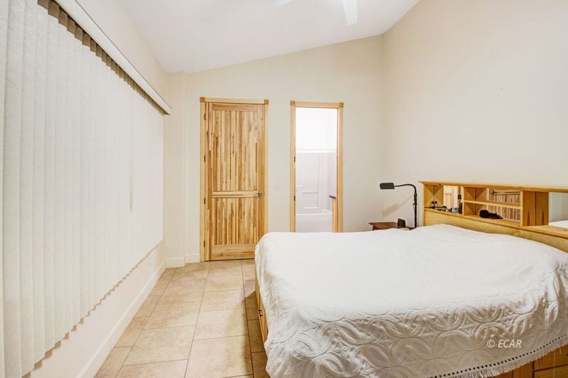 8826 Coal Mine Canyon Road Property Photo 12