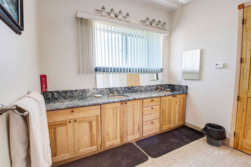 8826 Coal Mine Canyon Road Property Photo 15