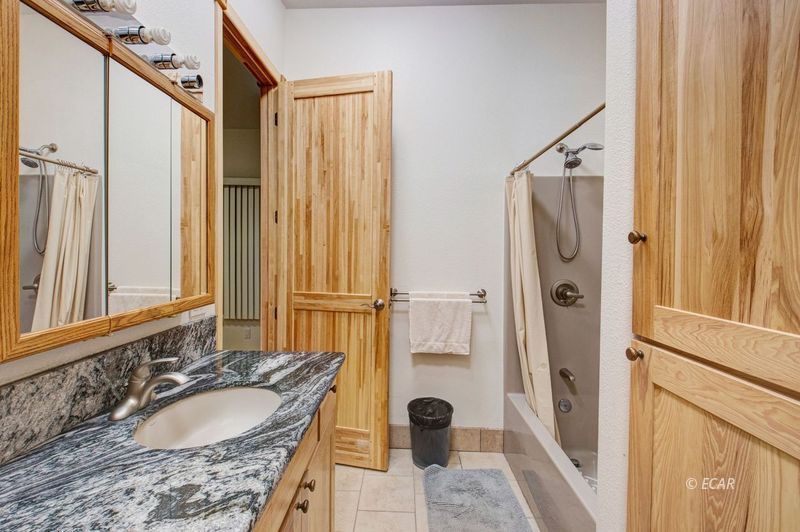 8826 Coal Mine Canyon Road Property Photo 20