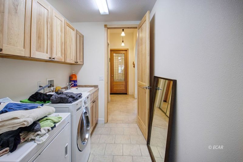 8826 Coal Mine Canyon Road Property Photo 30