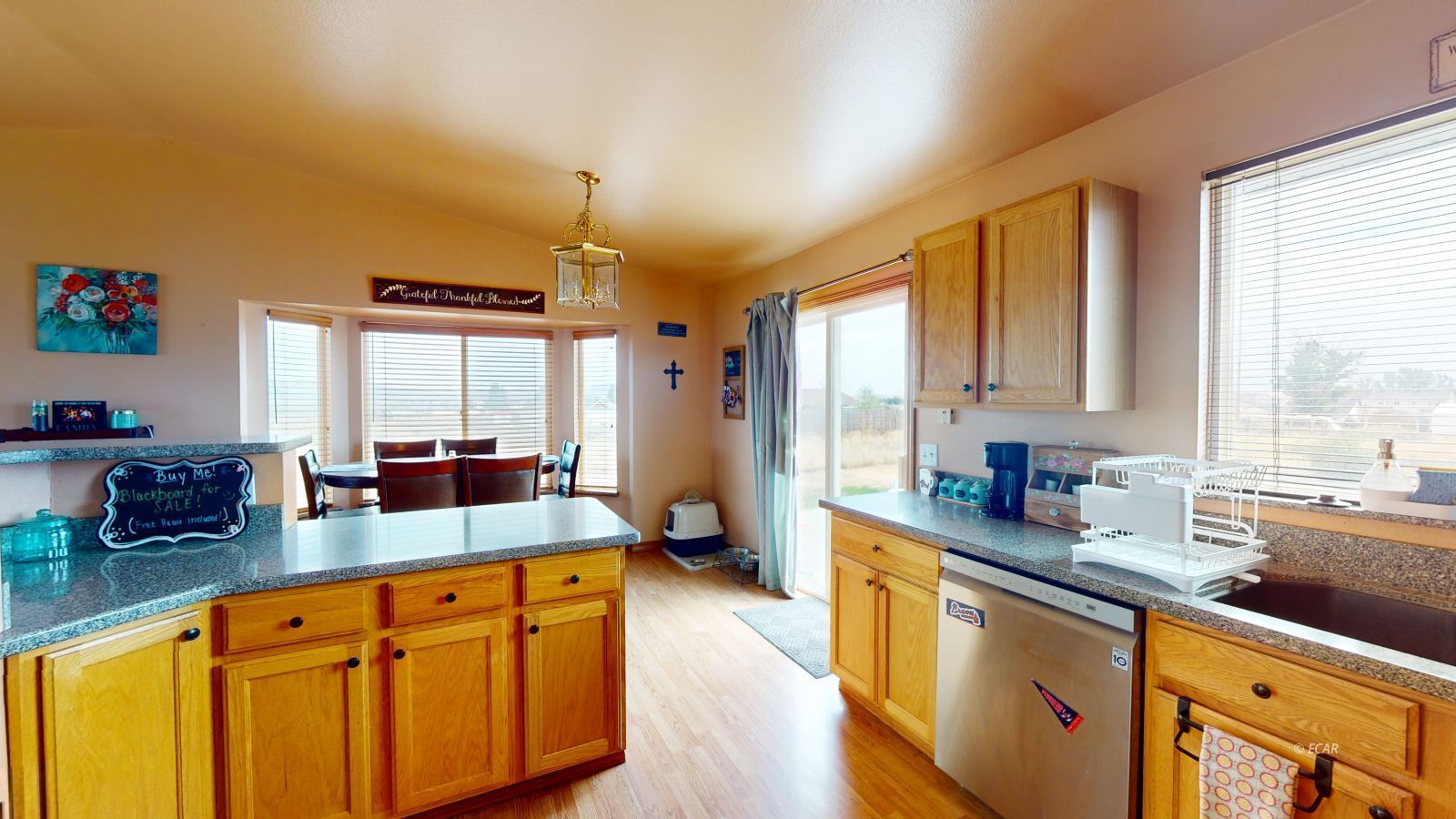 478 Lilac Drive Property Photo 9