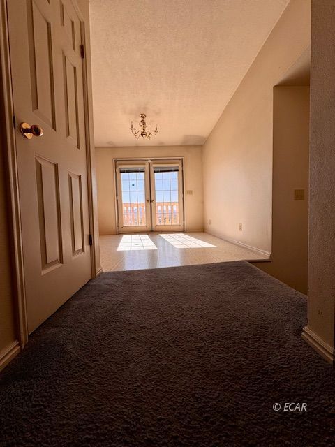 2587 Sunnyside Avenue Property Photo 5