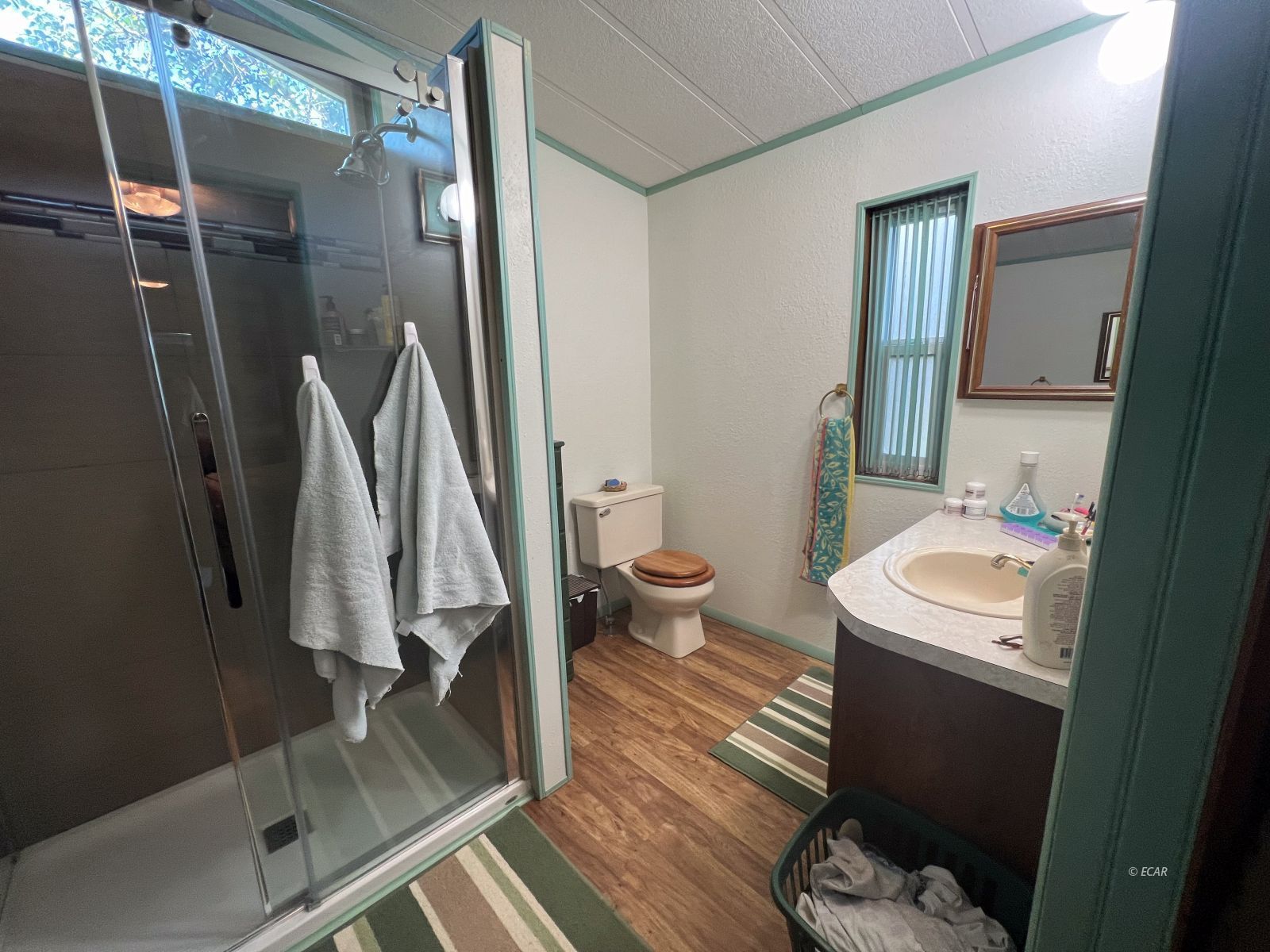 5113 Victory Boulevard Property Photo 18