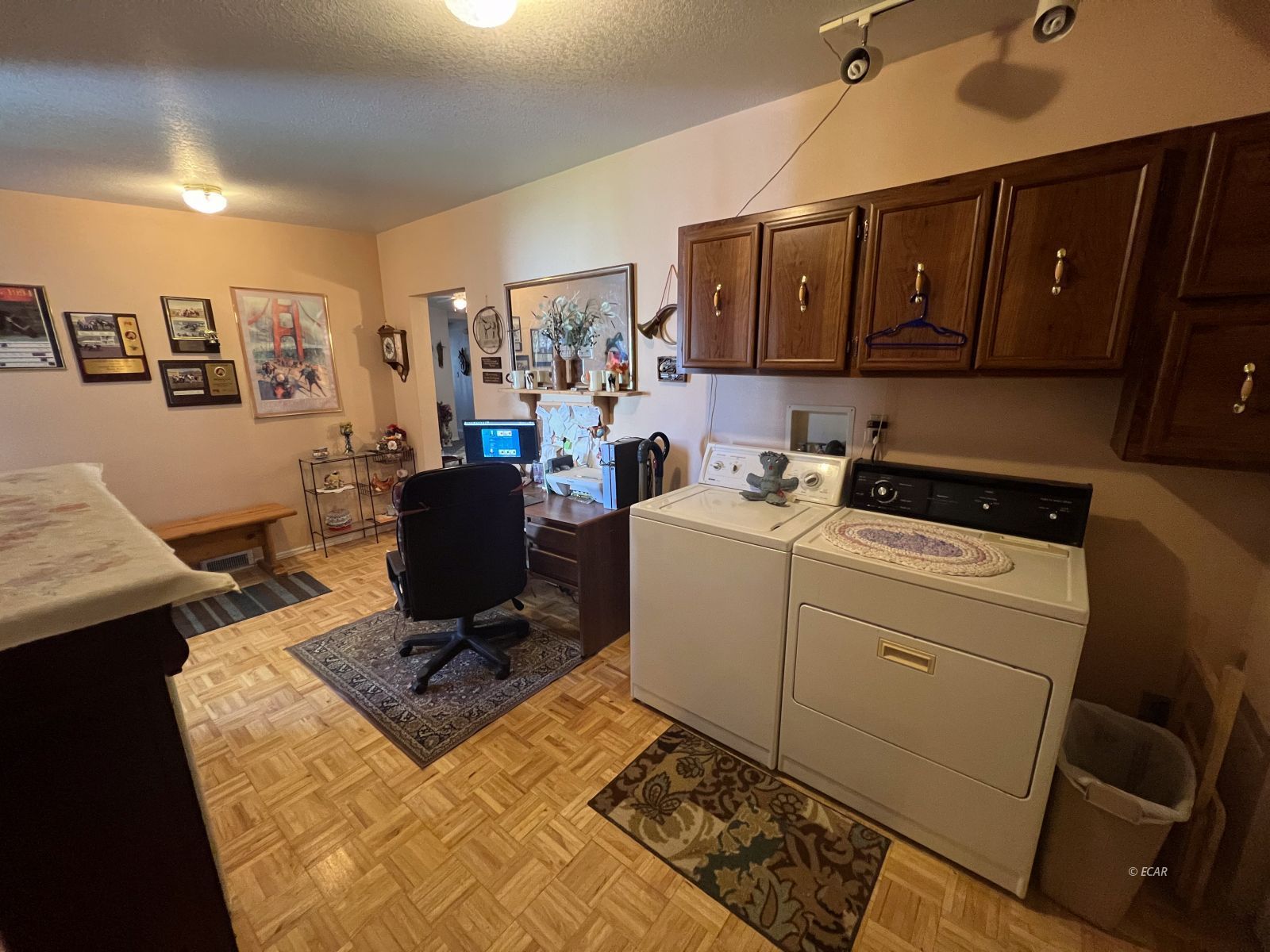 5113 Victory Boulevard Property Photo 21