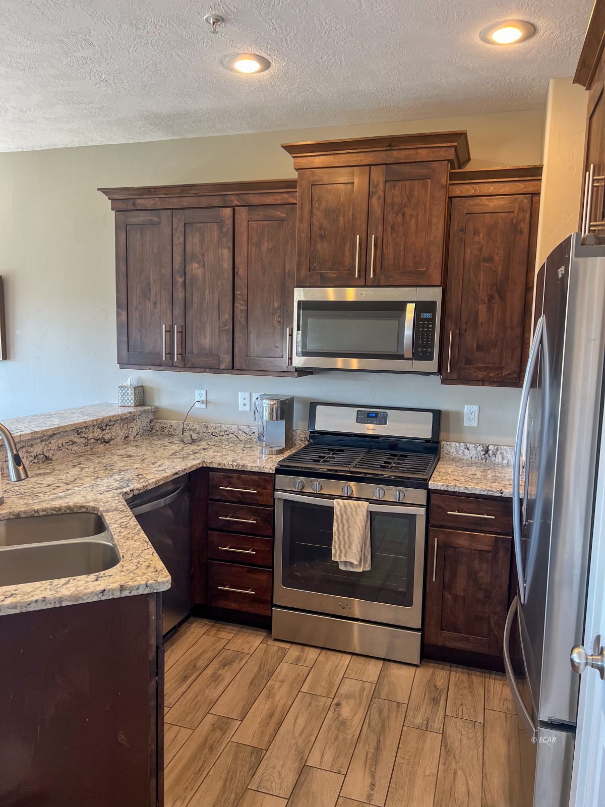 2428 Khoury Lane Property Photo 8